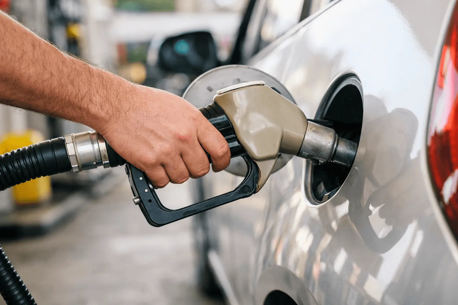 Governo quer usar arrecadação do petróleo para reduzir preço da gasolina e do diesel: entenda o PLP dos Combustíveis